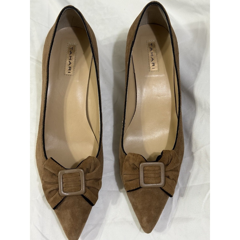TAHARI  TA-Morgan Toast & Black W/Bow Size 7M Heel‎ Pointed Toe Slip On